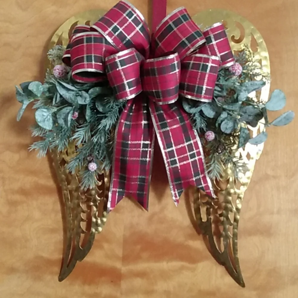 Gold Metal Angel Wings